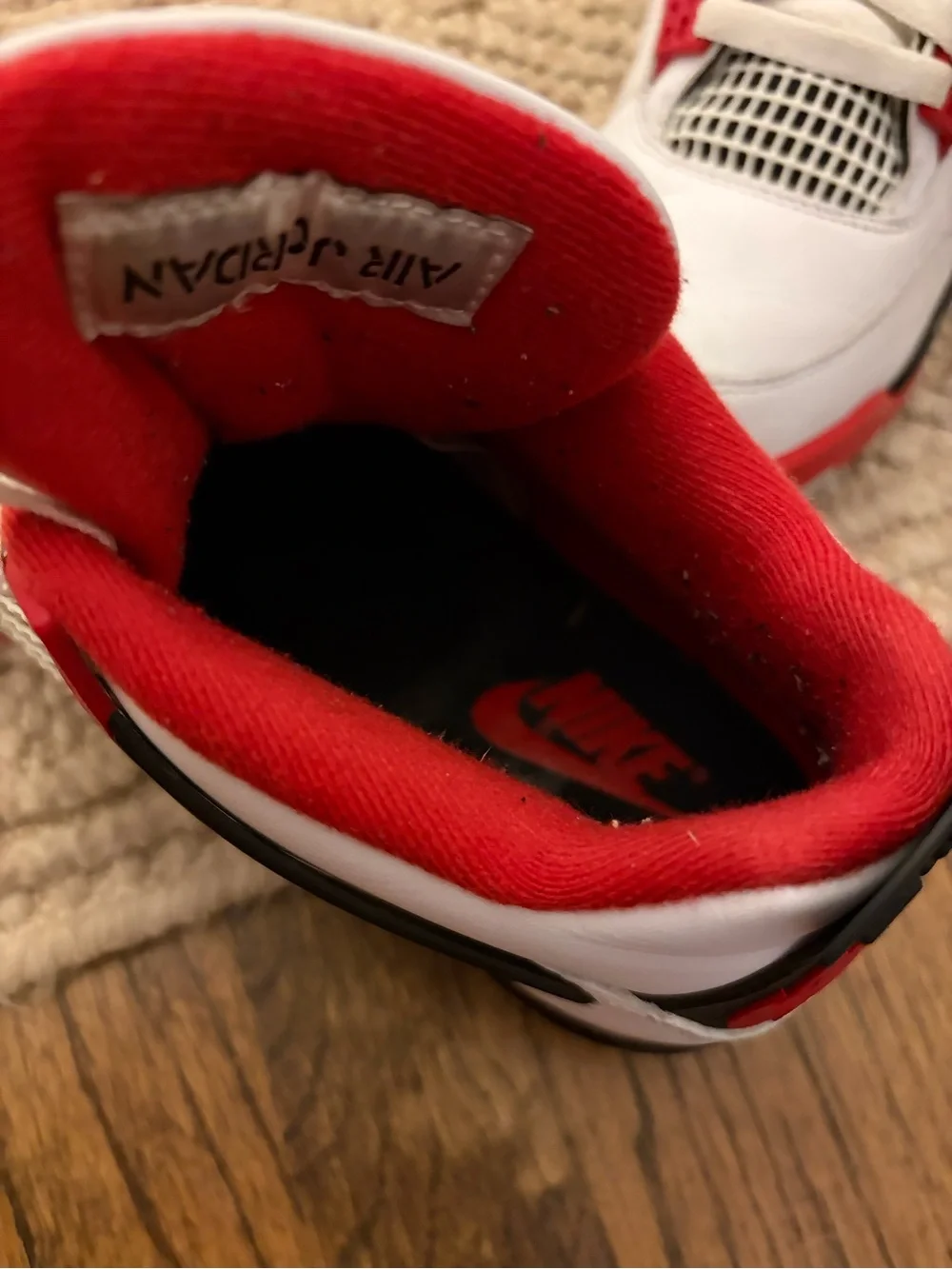 Air Jordan 4 Retro 